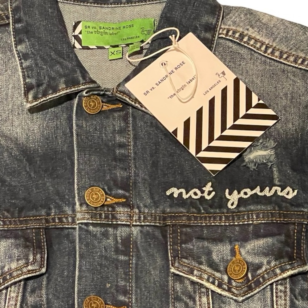 🆕 FREE PEOPLE - Sandrine Rose Oversized Denim Jacket “not yours” “l’artiste" - Picture 8 of 9